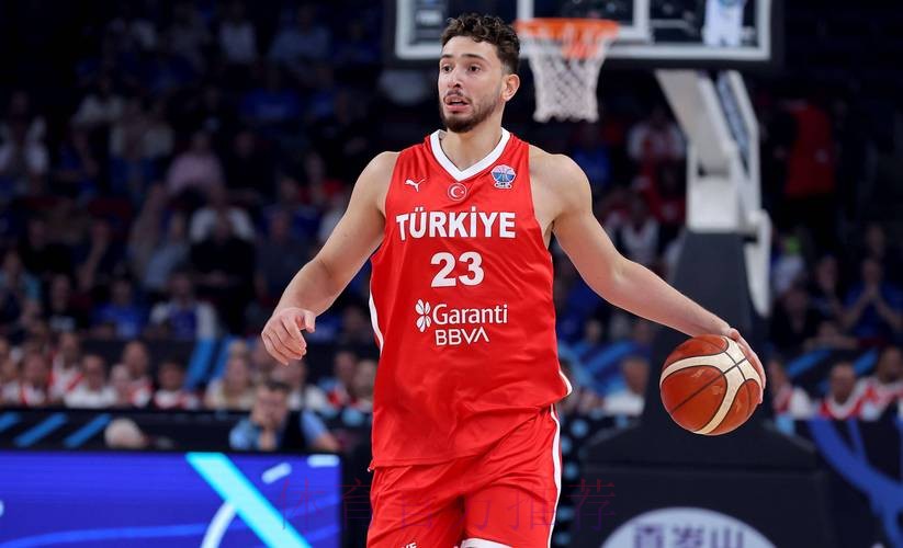 乌度卡：申京开局投丢了一些球，但用其他方式影响了比赛